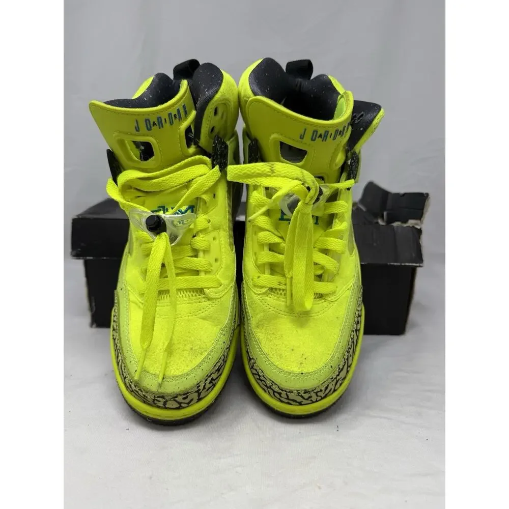 Size 8 - Air Jordan Spizike BHM